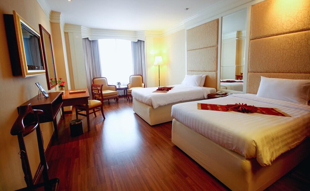 The Emerald Hotel Bangkok Exteriör bild