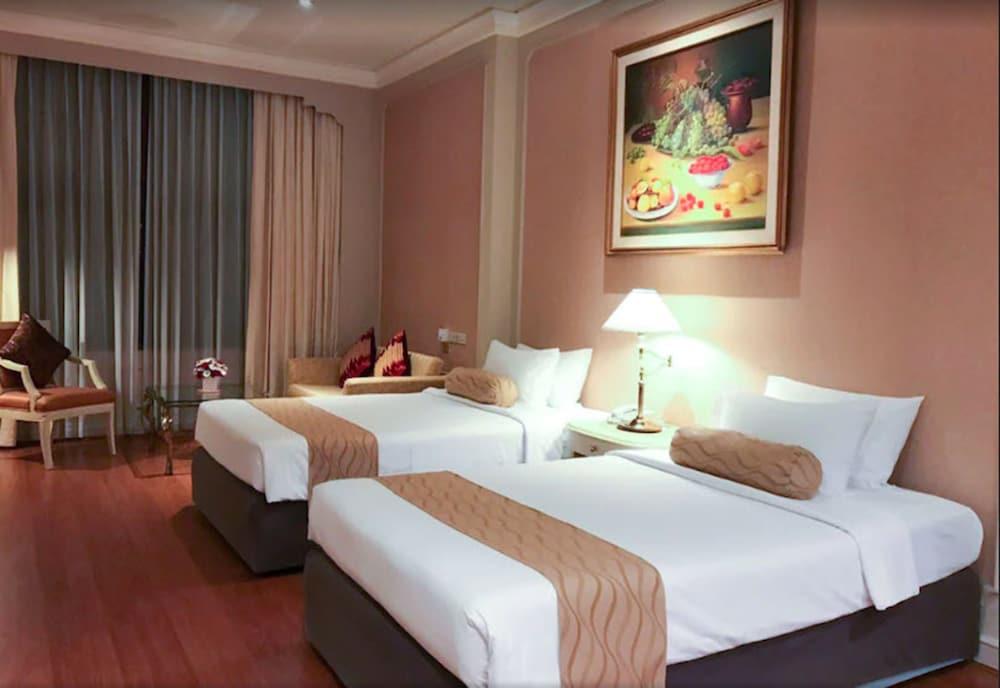 The Emerald Hotel Bangkok Exteriör bild