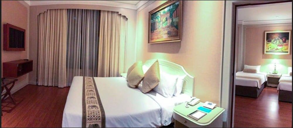 The Emerald Hotel Bangkok Exteriör bild